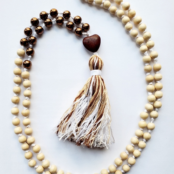 Mala - Picture 1 of 1